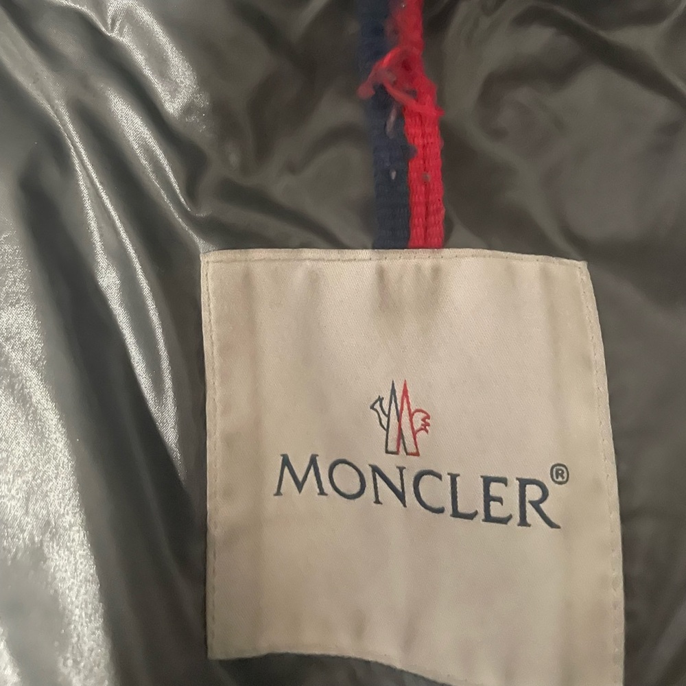 MONCLER black coat (XL)